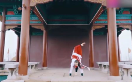 舞剑汉服小姐姐,探寻古韵小姐姐的舞剑风采