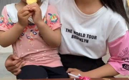 可爱小姐姐吃芝士棒视频,小姐姐甜蜜品尝芝士棒，萌态十足